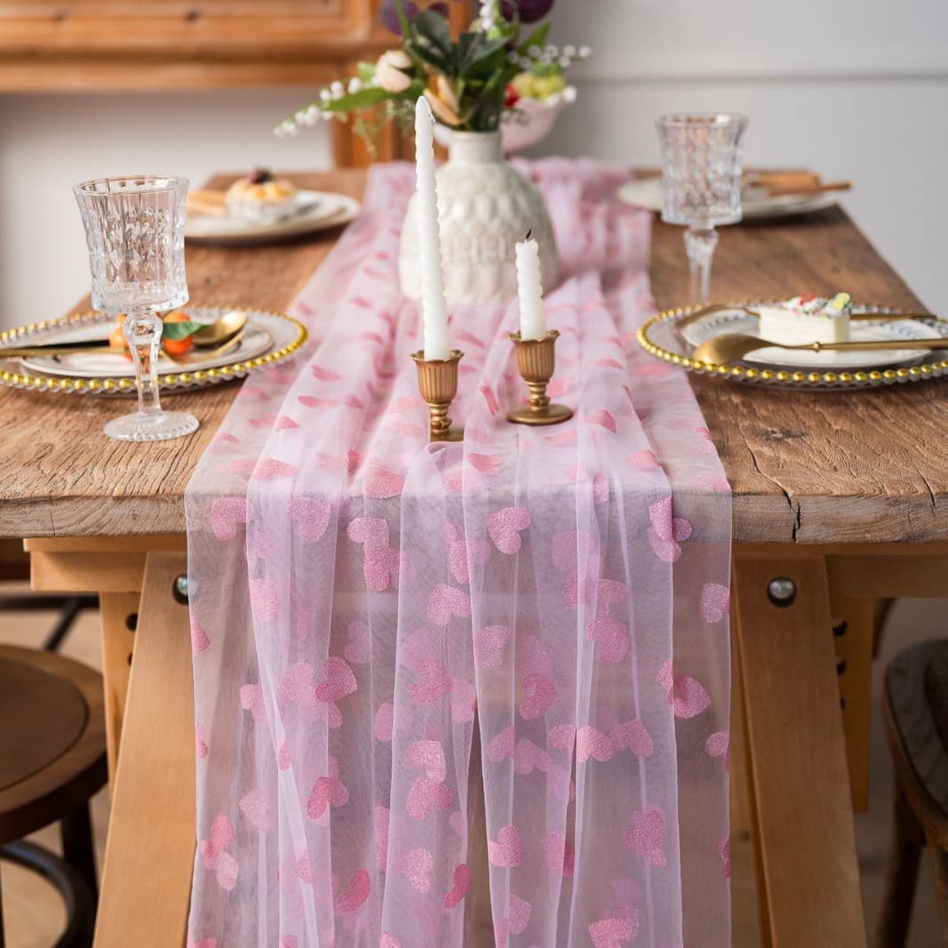 Cross-border table flag love tulle Valentine's Day birthday party wedding proposal decoration banquet table fabric factory