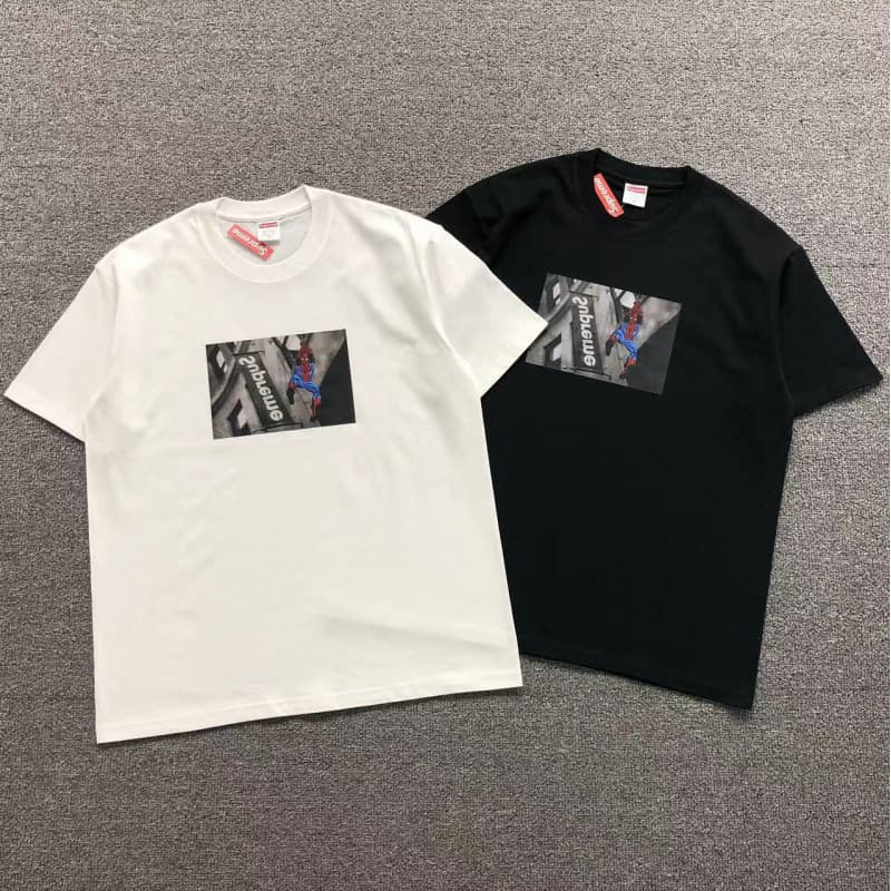 In Stock Supreme 26SS Spider-Man Tee Comic Spider-Man Store Sign Short Sleeve T-Shirt