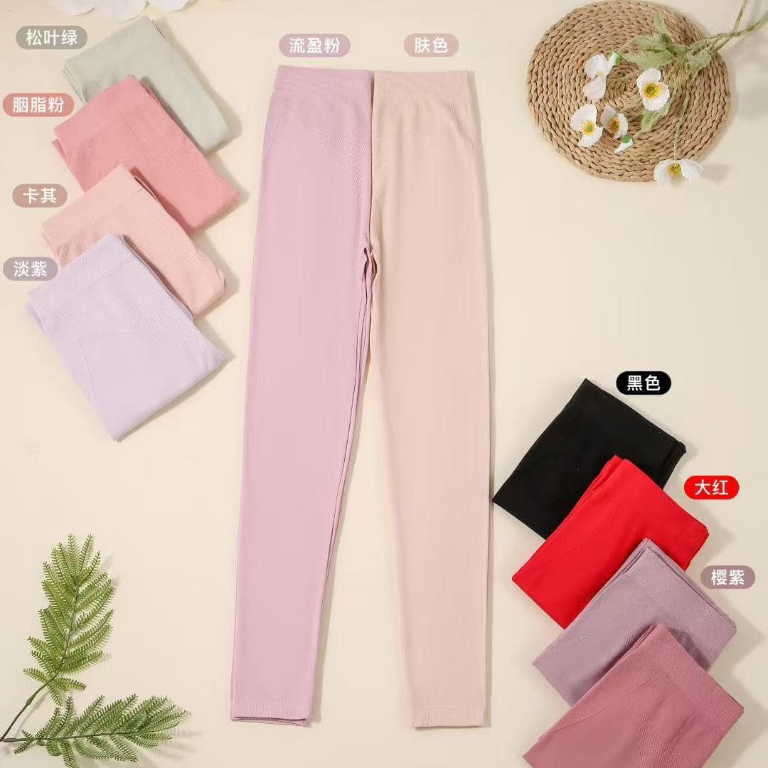 826 Autumn and Winter Body Shaping Seamless Comfortable Soft Women's Warm Thermal Underwear