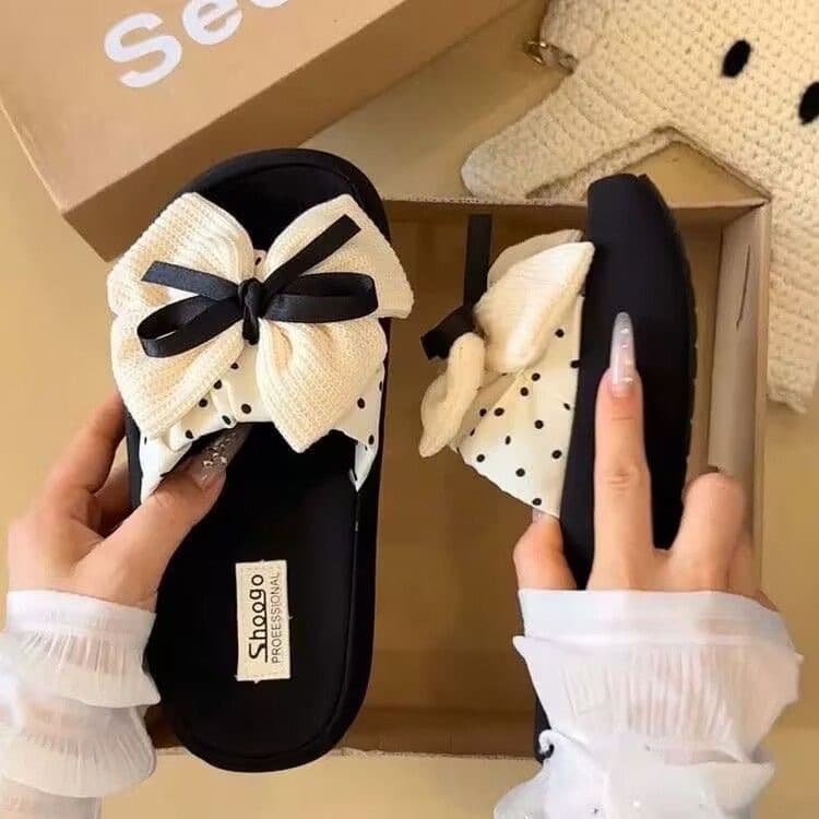 Gentle Fairy Style Flat Slide Sandals for Women Summer 2026 New Chunky Thick Sole Casual Slippers Beautiful Versatile Sandals