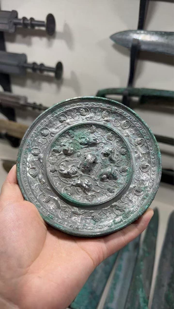 Bronze mirror, bronze high tin silver light mirror, Poseidon grape mirror