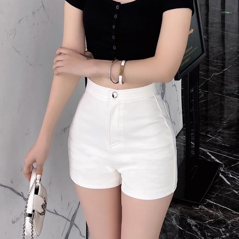 Black High-Waist Slim Fit Stretchy A-Line Shorts for Women, Summer Hot Pants, Four-Season Wear