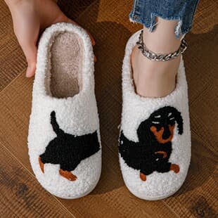 Plush Comfortable Cotton Slippers, Stock Available, Cross-border Autumn and Winter Home Fuzzy Slippers, Outdoor Wear Warm Soft Sole Lightweight Slippers