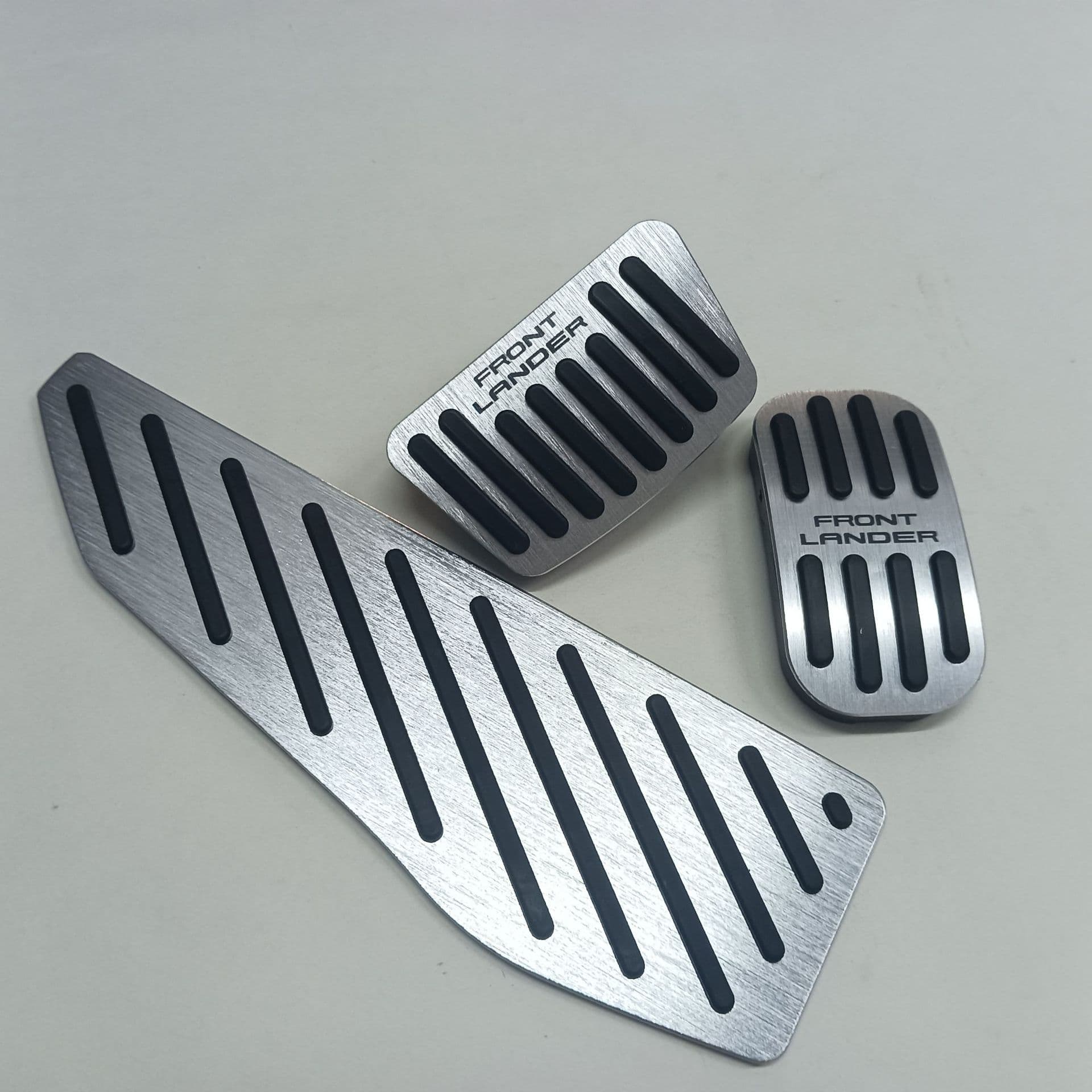 Suitable for Fenglanda accelerator pedal sharp release COROLLA CROSS brake pedal rest pedal modification