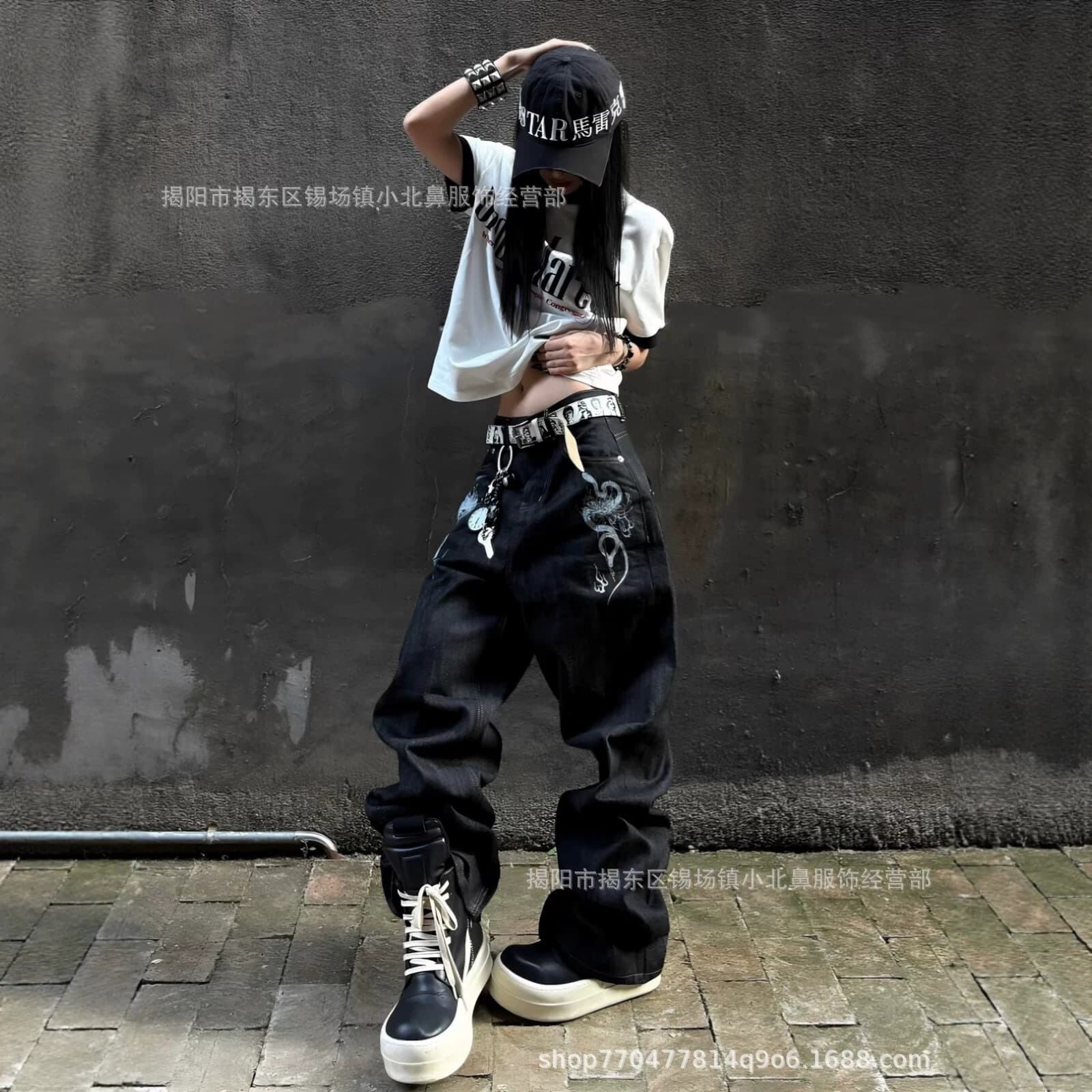 Snake Bone Alien Print Design Jeans for Men and Women Cleanfit American Streetwear Loose Straight Baggy Pants