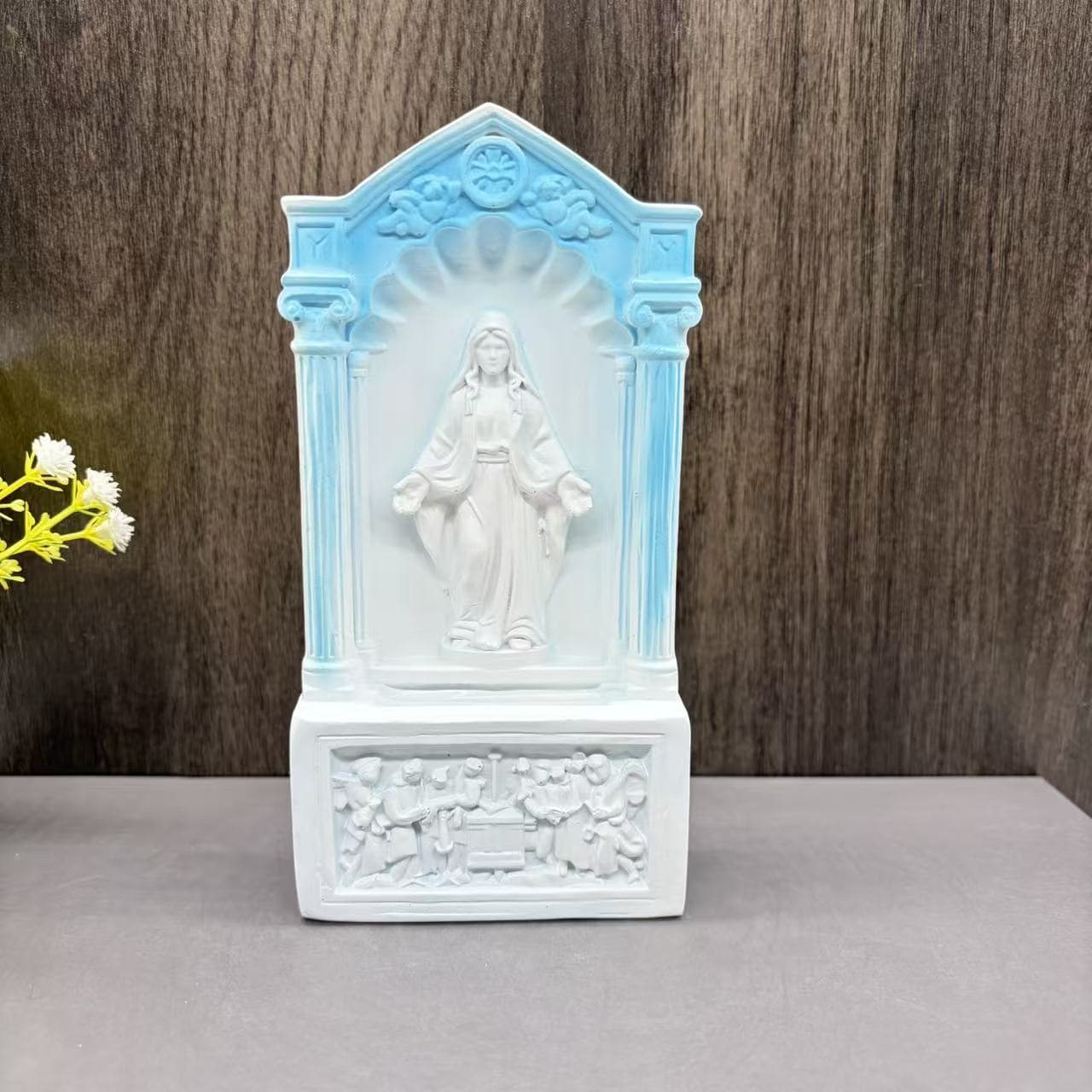 Cross-border source Mother's Day Christmas home bedroom prayer room decoration resin craft figurine