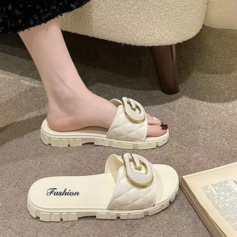 Women's Summer Fashion Versatile 2023 Premium Outdoor Soft Sole Casual Non-Slip Durable Sandals Flip Flops