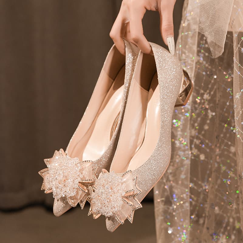 2026 New Rhinestone Flower Thick Heel Shoes Women's Shallow Mouth Temperament Wedding Shoes High-end Fashion Comfortable Women's Shoes