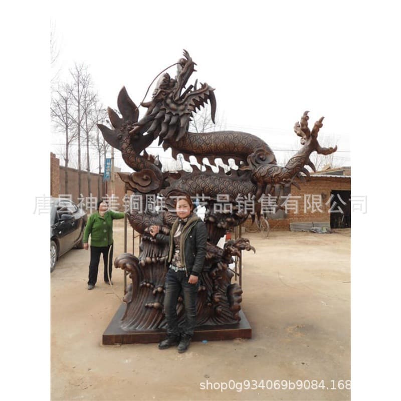 Large double dragons playing with beads zodiac dragon brass dragon scenic area panlong sculpture copper dragon manufacturer a pair of copper dragon ornaments