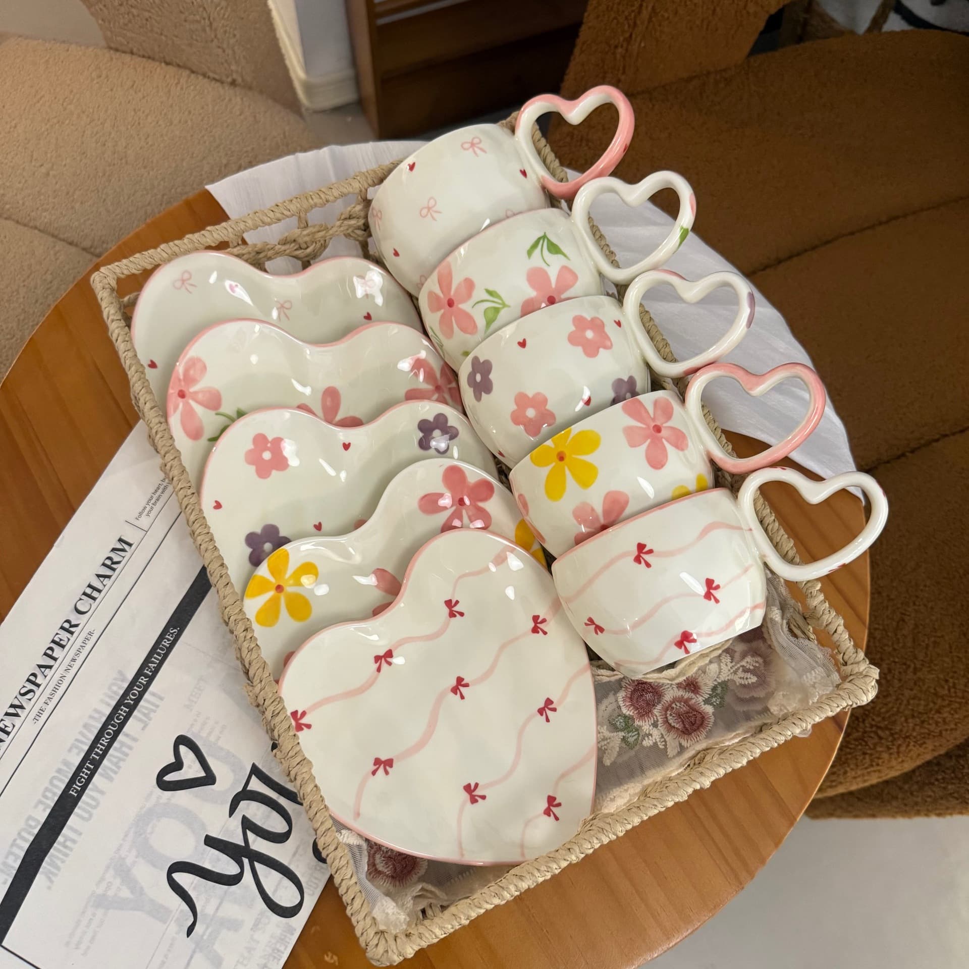 Korean Style Hand-Painted Ceramic Cup and Plate Heart Shape Coffee Cup and Plate Afternoon Tea Cup and Plate Home Goods
