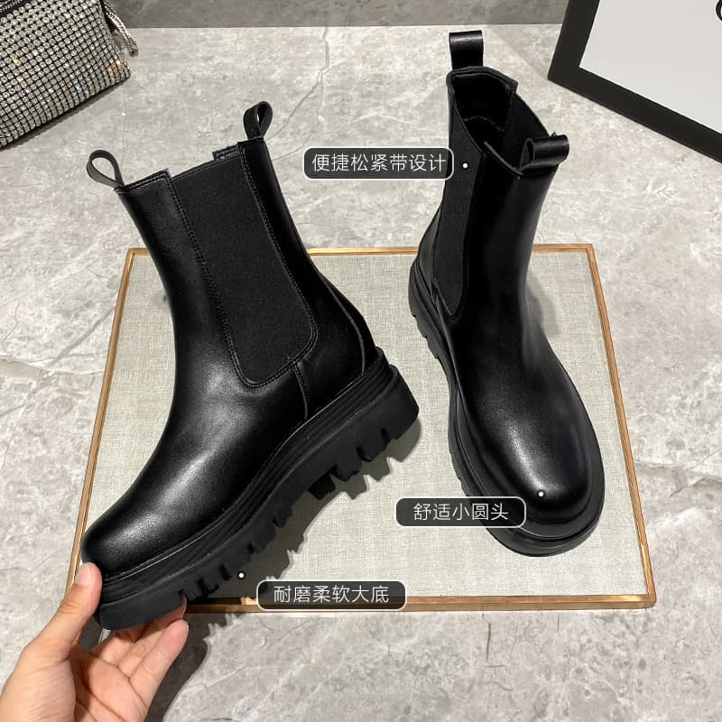 Leather Chelsea Boots Mid-Calf Women's Boots 2026 Spring Chunky Sole Smoke Tube Boots British Style Women's Boots Anti-Slip