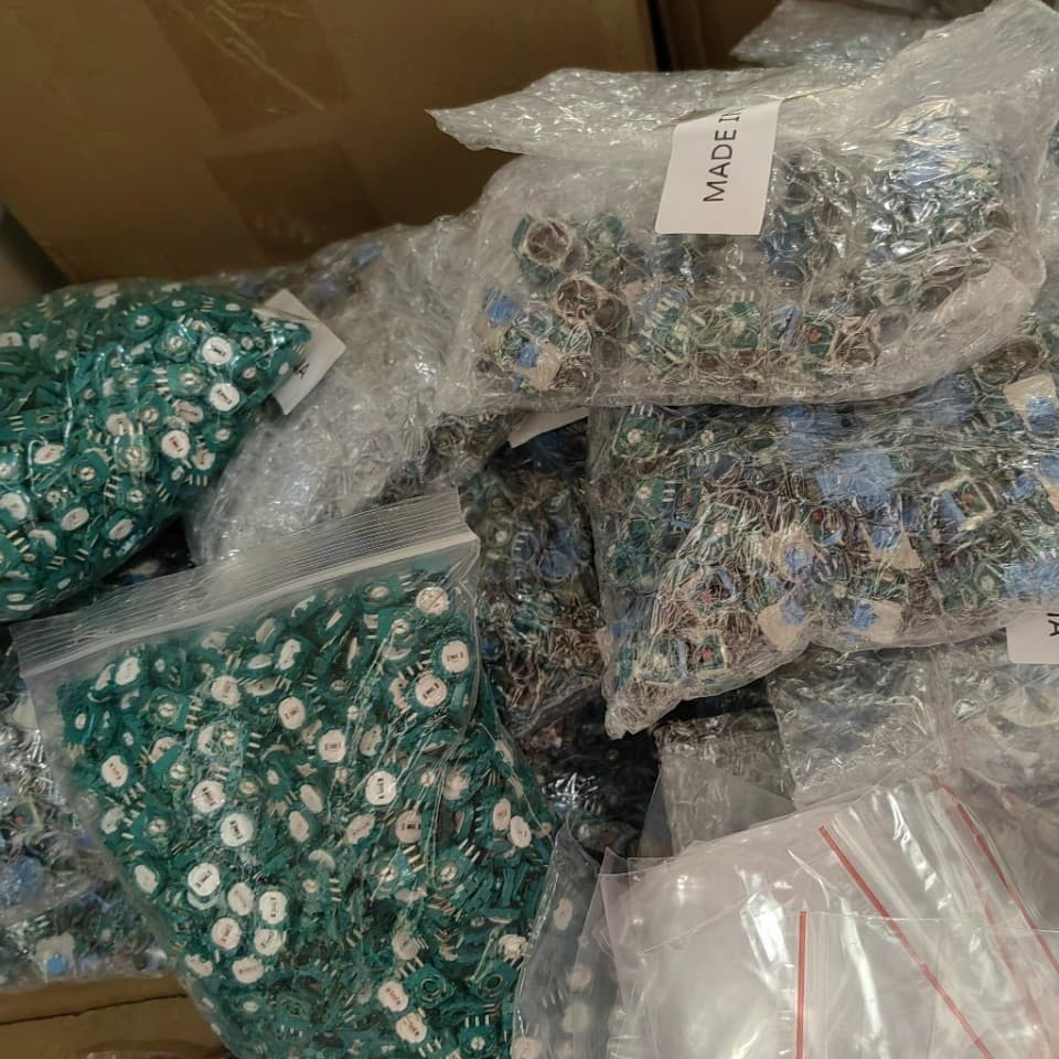 PS5 Controller Joystick Side Potentiometer SMD PS5 Controller Joystick 2.3K Potentiometer SMD Brand New Original