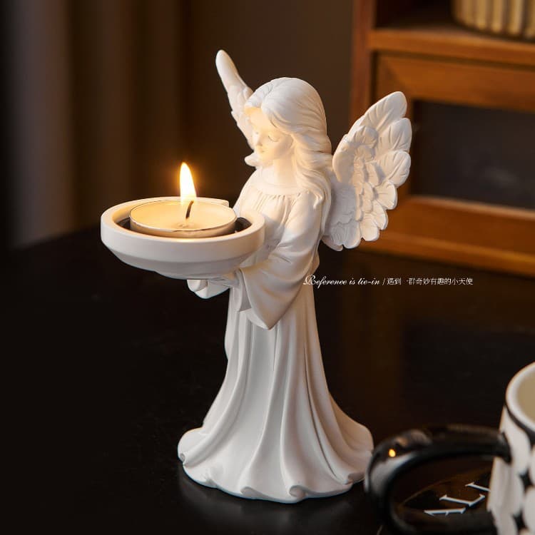 Vintage French-Style Angel Candle Holder with a High-End, Light Luxury Feel, Niche Decor Piece, Photography Prop, Decorative Item with Artistic Flair