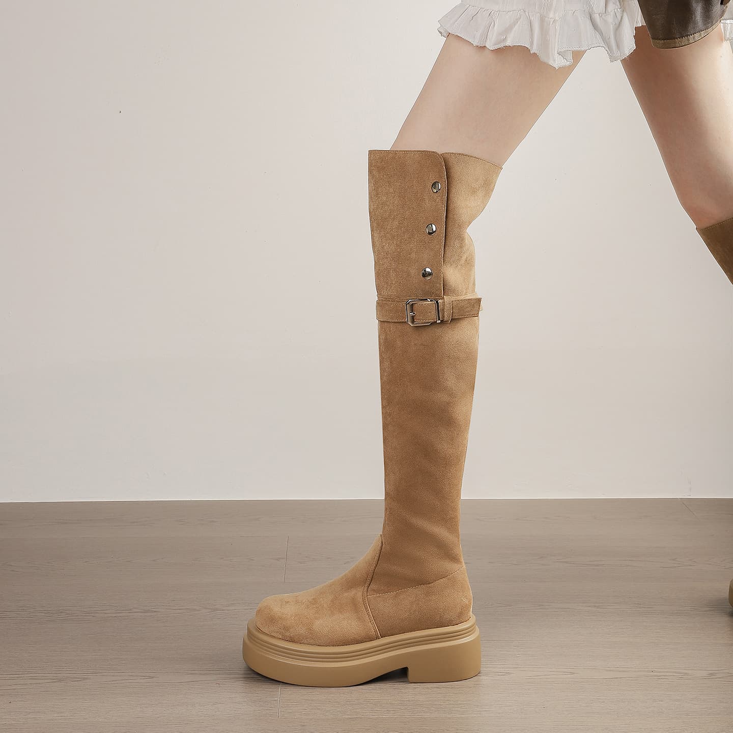 2025 Autumn/Winter New Over-the-Knee Boots Women's Maillard Style Fashion Riding Boots Thick Sole Slimming Two-Way Wear Plus Size Long Boots