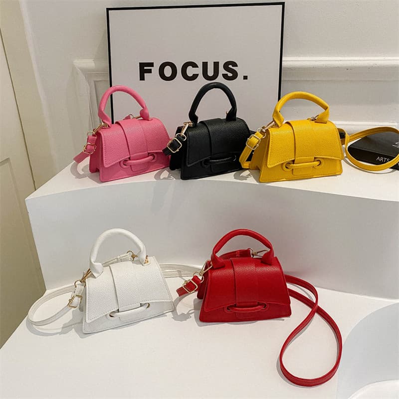 Hand-held textured small bag, high-end handbag, women's 2026 new mini fashion versatile one-shoulder cross-body small square bag
