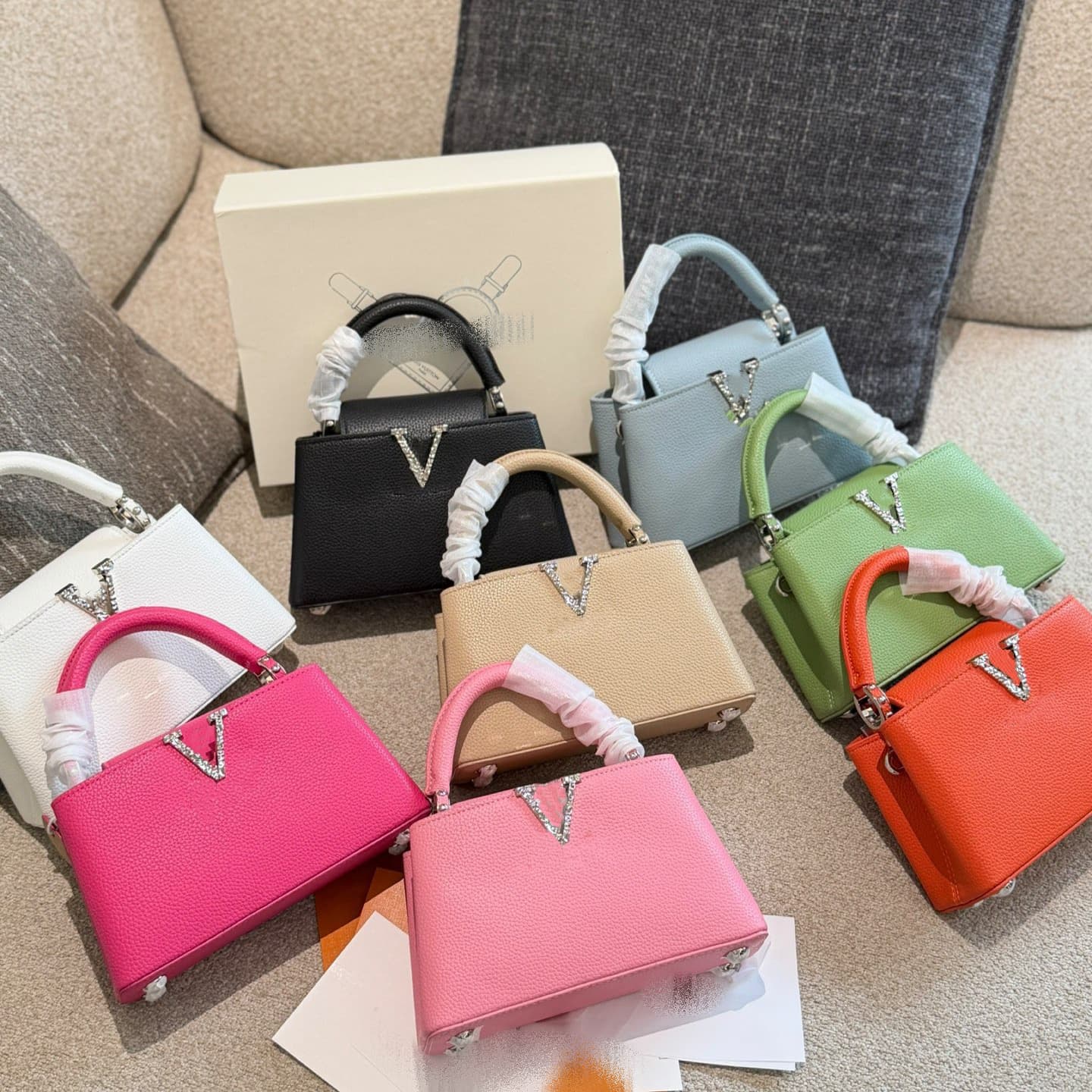 Cross-border 2026 New L Brand Women's Bag Chain Shoulder Strap Single Shoulder Crossbody Bag Pebble Grain Handbag Killer Bag Luxury Bag