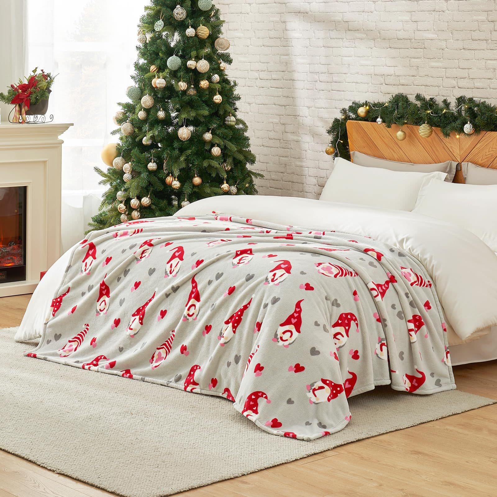 Heart-shaped Blanket Gift, Ultra-Soft Cover Blanket, Valentine's Day Heart-shaped Gift Blanket, Gift for Her Cover Blanket