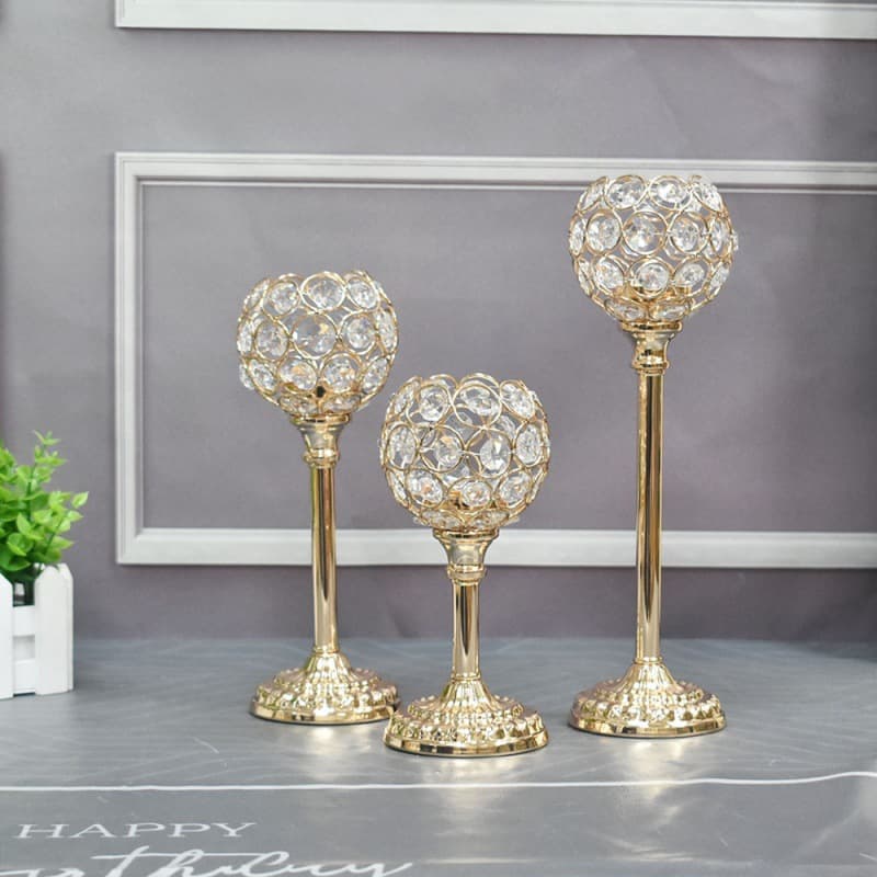 Nordic-style Crystal Candle Holder Decorative Piece for Weddings and Hotels with Metal Base