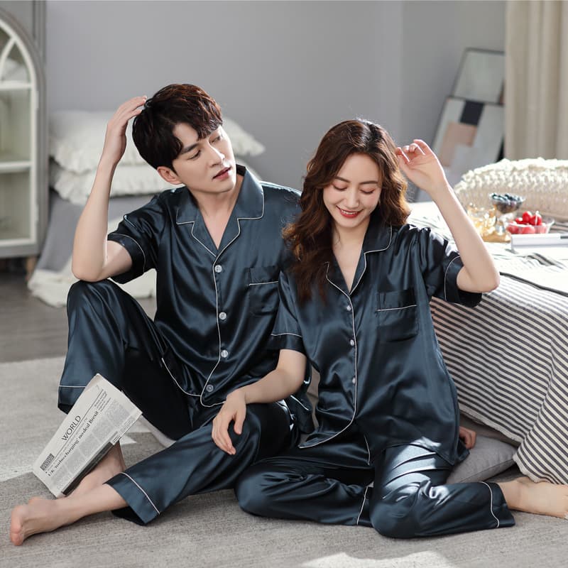 Han Yatong Couple Pajamas Short-Sleeve Trousers Men and Women Artificial Silk Home Wear Spring and Summer Silk Suit New