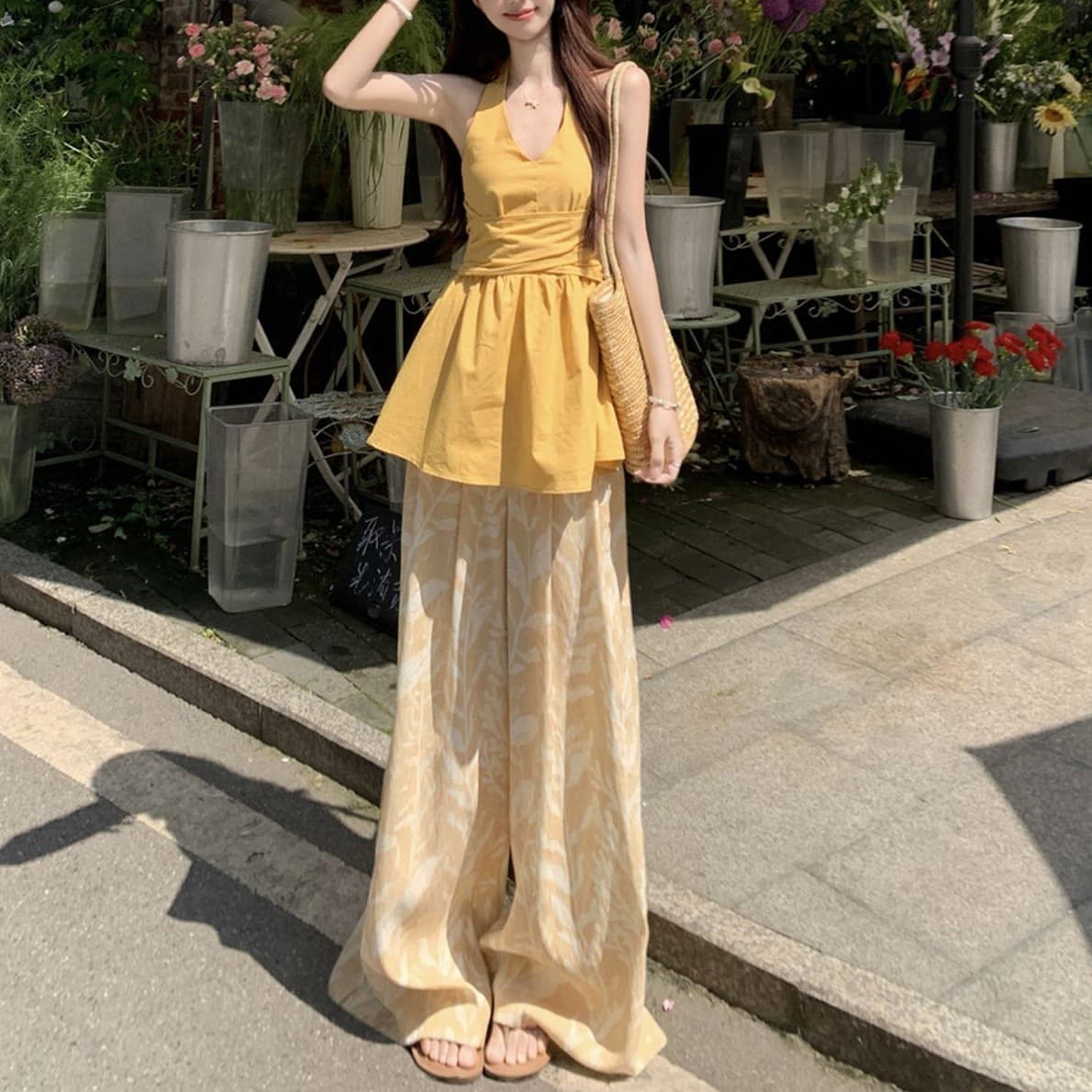Dopamine Island Bright Yellow Halter Top and Waist-Cinched Wide-Leg Pants 2026 Summer Hot-Selling Two-Piece Vacation Set
