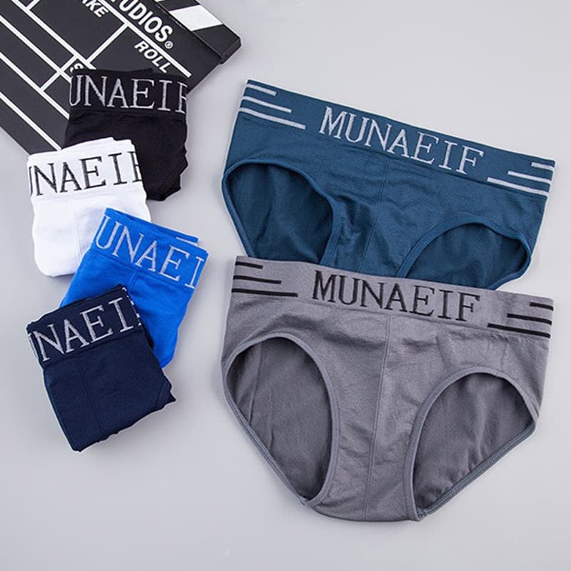 Men's MUNAFIE triangle underwear, mid-waist, large size, seamless, comfortable, breathable, quick-dry, wholesale for teenagers.