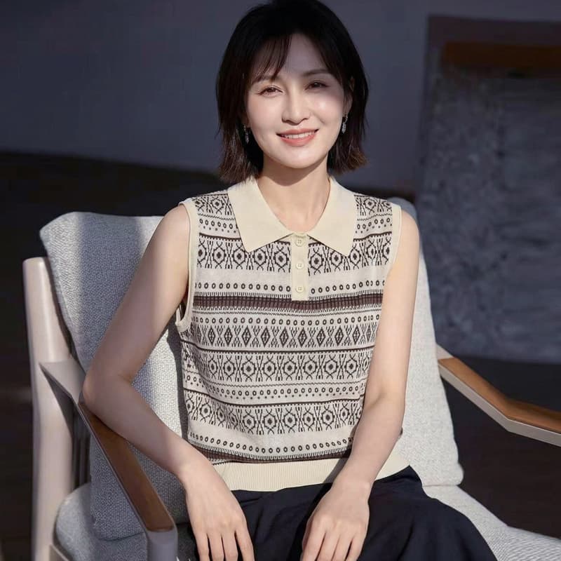 Vintage Jacquard Knit Vest Women's Turn-down Collar Sleeveless T-shirt Top Versatile Slimming High-end Polo Style Sleeveless