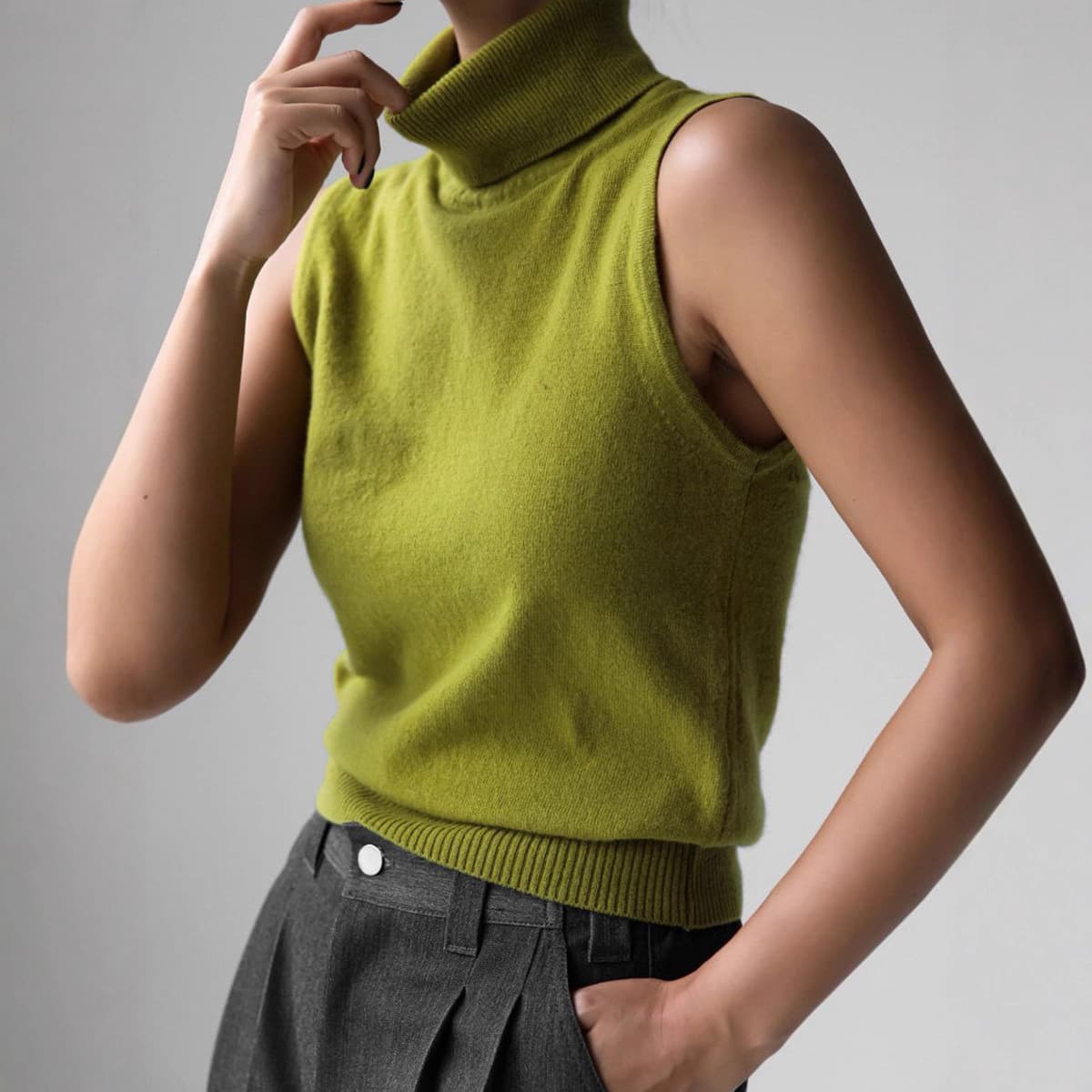 Cross-border Knit Sleeveless Vest, European and American 2025 Fall New High Neck Vest Knit Top Simple Vest Top for Women