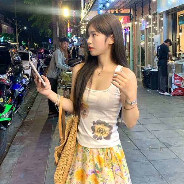 Cross-border wholesale pure sexy floral print cinched waist camisole top for women, summer slim fit, figure-flattering outerwear, hot girl top