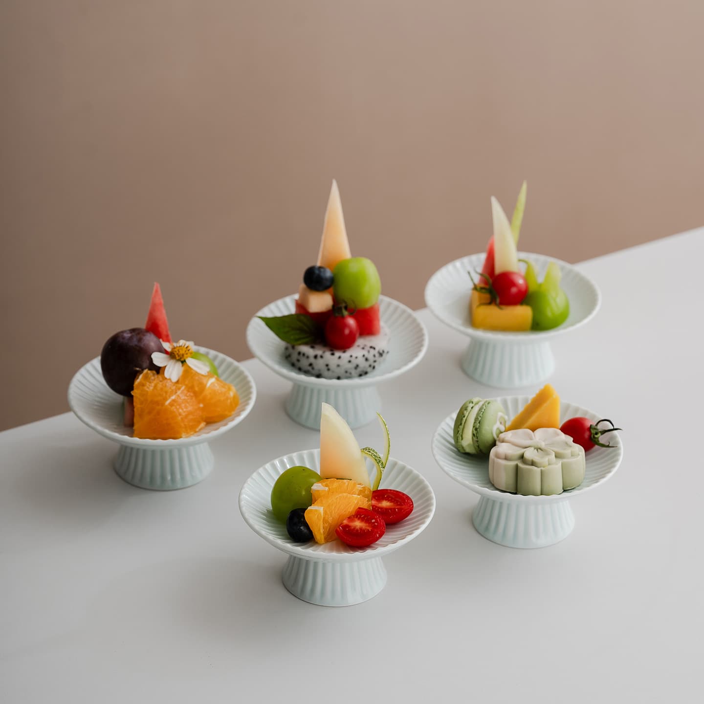 Linglong Reception Fruit Plate Ceramic High-Footed Fruit Plate Celadon Kiln-Transformed Fruit Plate Pastry Display Small Dish Zen Buddhist Offering Plate