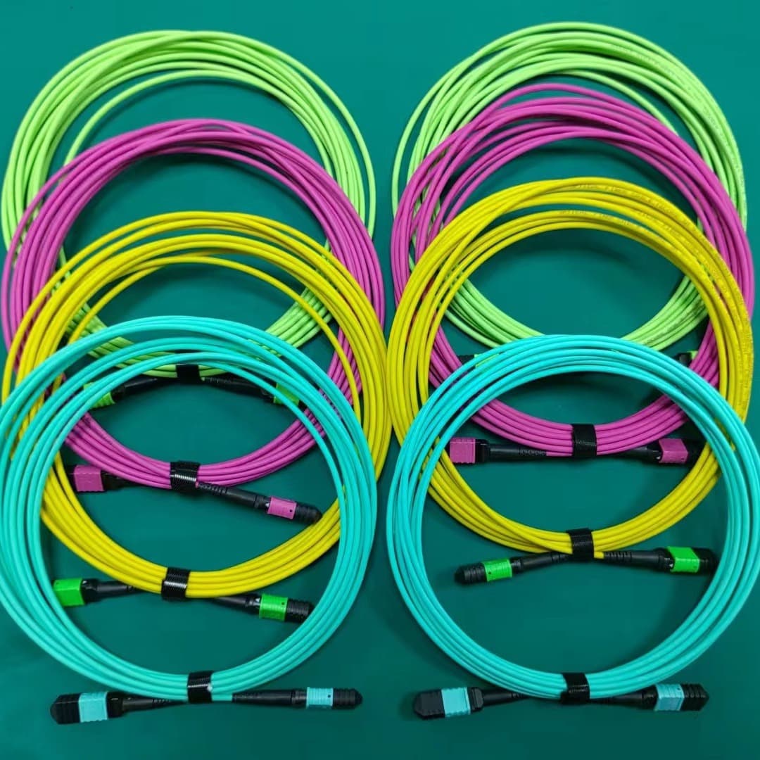 MPO/MTP Fiber Patch Cable 8-Core 12-Core 16-Core 24-Core OM3/OM4 40G 100G 200G 400G