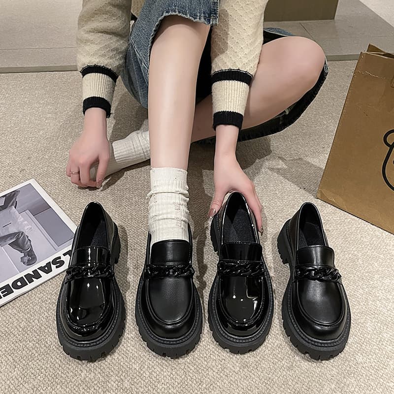 Large Size Loafers for Women, 2023 Black Platform Retro Spring/Autumn British Style Leather Shoes, Japanese-inspired Flats