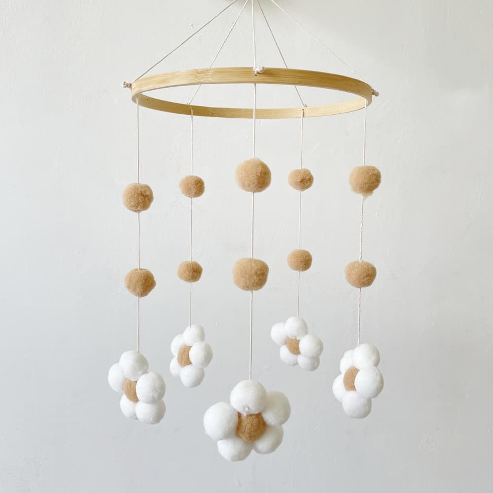 Nordic Style Fluffy Flower Bell for Baby Room, Kids Room, Children's Clothing Store Decoration