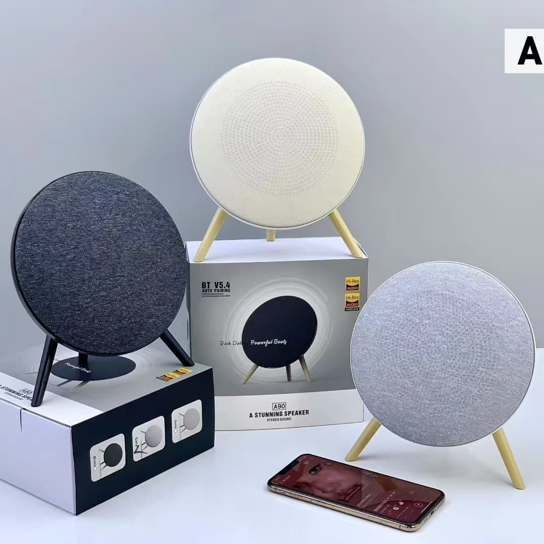 Huaqiangbei UFO Bluetooth Speaker Outdoor Portable Wireless Bracket Home Desktop Subwoofer Bluetooth Speaker