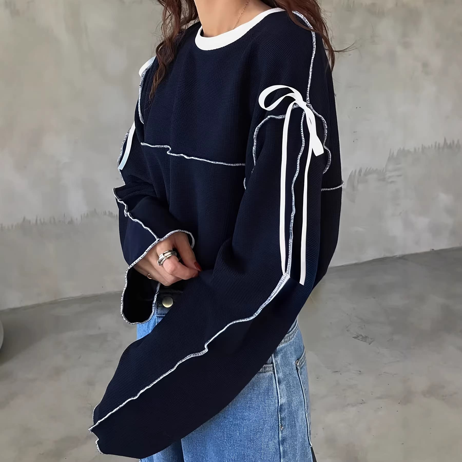 Plus Size Women's Fashion Contrast Color Round Neck Shoulder Ribbon Style Comfortable Long Sleeve Top