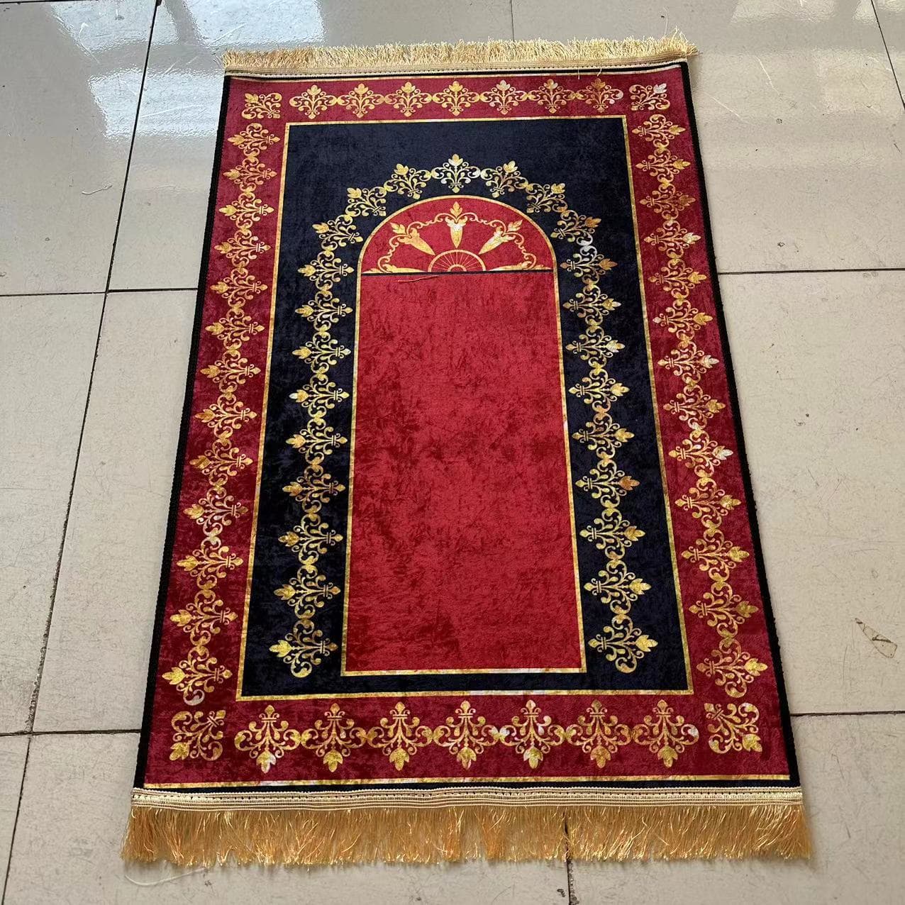 Cross-border Amazon Gold Velvet Fringe Carpet Living Room Thick Prayer Mat Printed Thick Pad