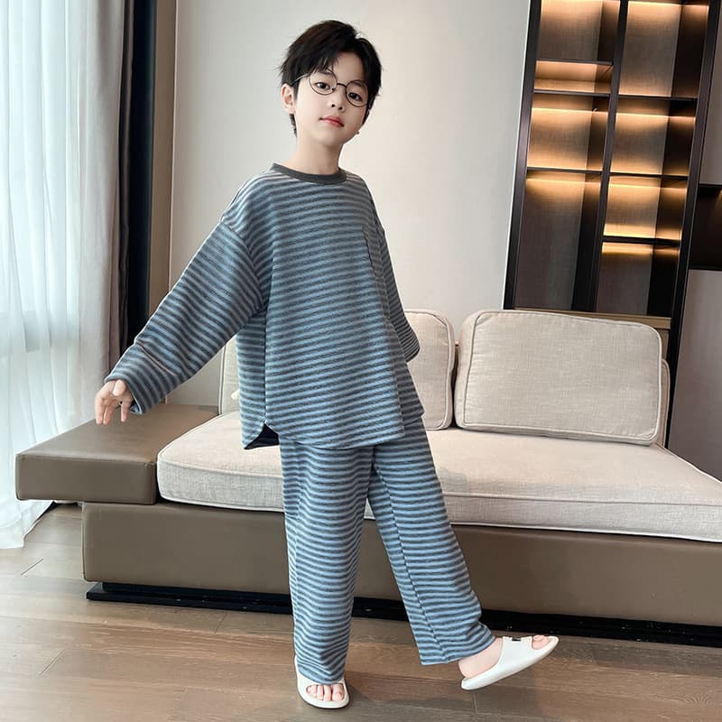 Kids Boys Pajamas Spring Autumn Winter 2025 New German Velvet Long Sleeve Older Boys Warm Teenager Loungewear