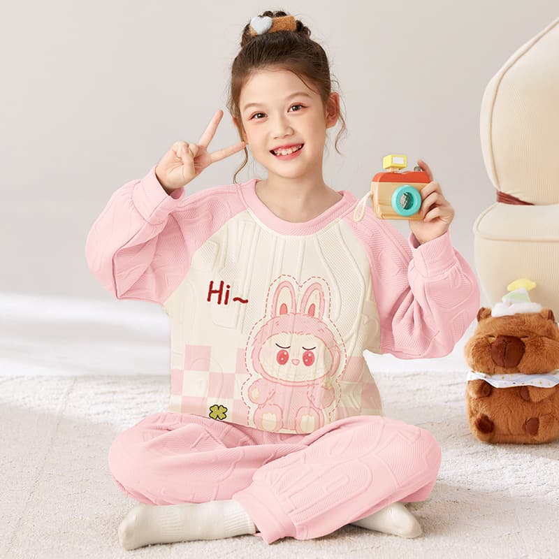 Girls' Long-Sleeve Pajamas for Autumn and Winter, Thickened and Warm, Suitable for Outdoor Wear, Air Cotton Layered Parent-Child Pajamas for Mother and Daughter, Available in Sizes for Older Children