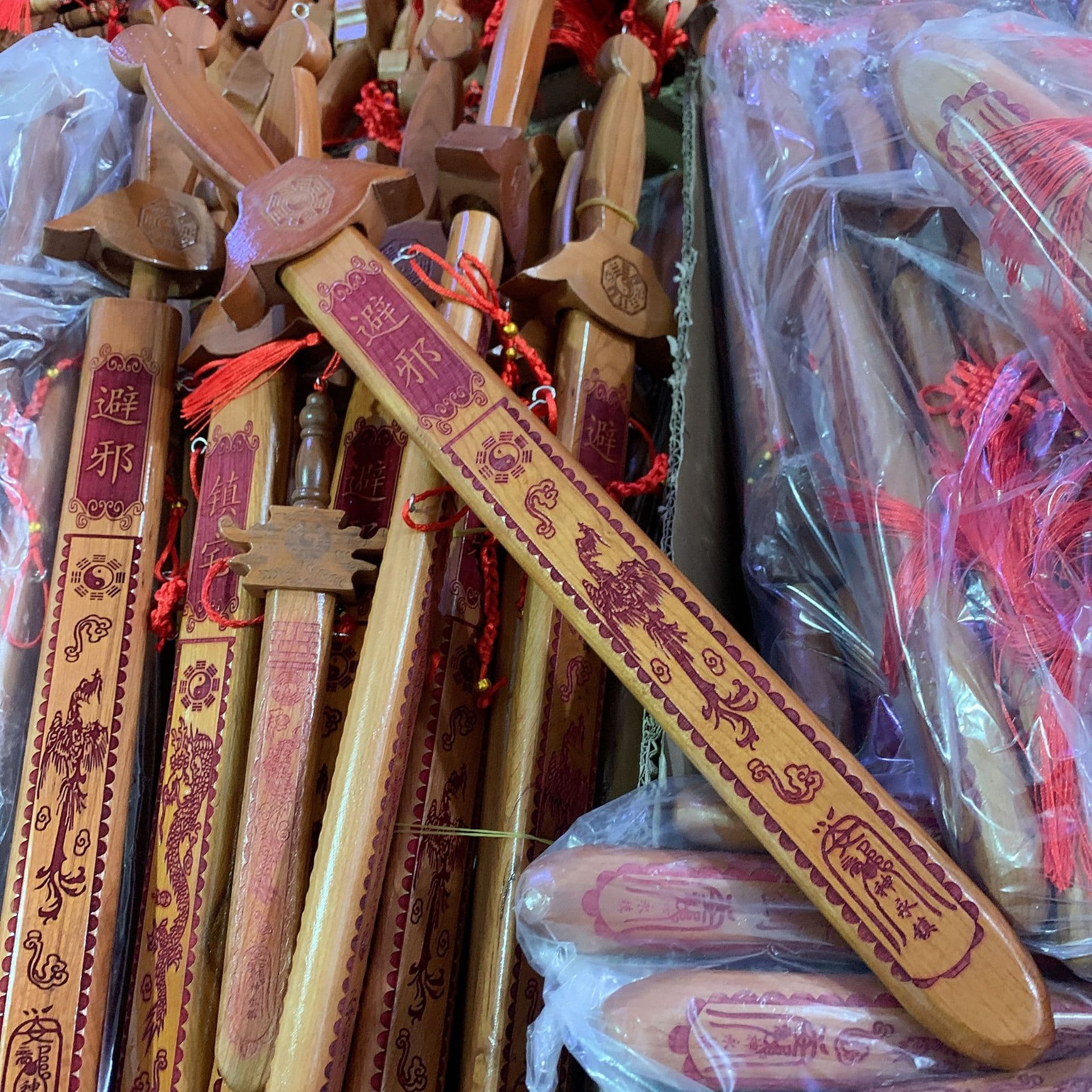 Peach Wood Sword Peach Wood Axe Wood Carving Home Decoration Hanging Ornament Hollow Carving Children's Toy Wooden Sword Handicraft Wholesale