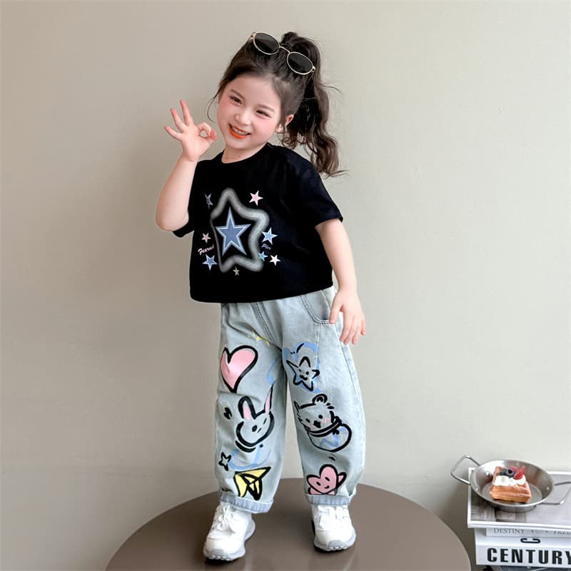 2025 New Summer Graffiti Children's Jeans for Girls and Big Children Korean Style Popular Printed Short-Sleeved Dad Pants Two-piece Set