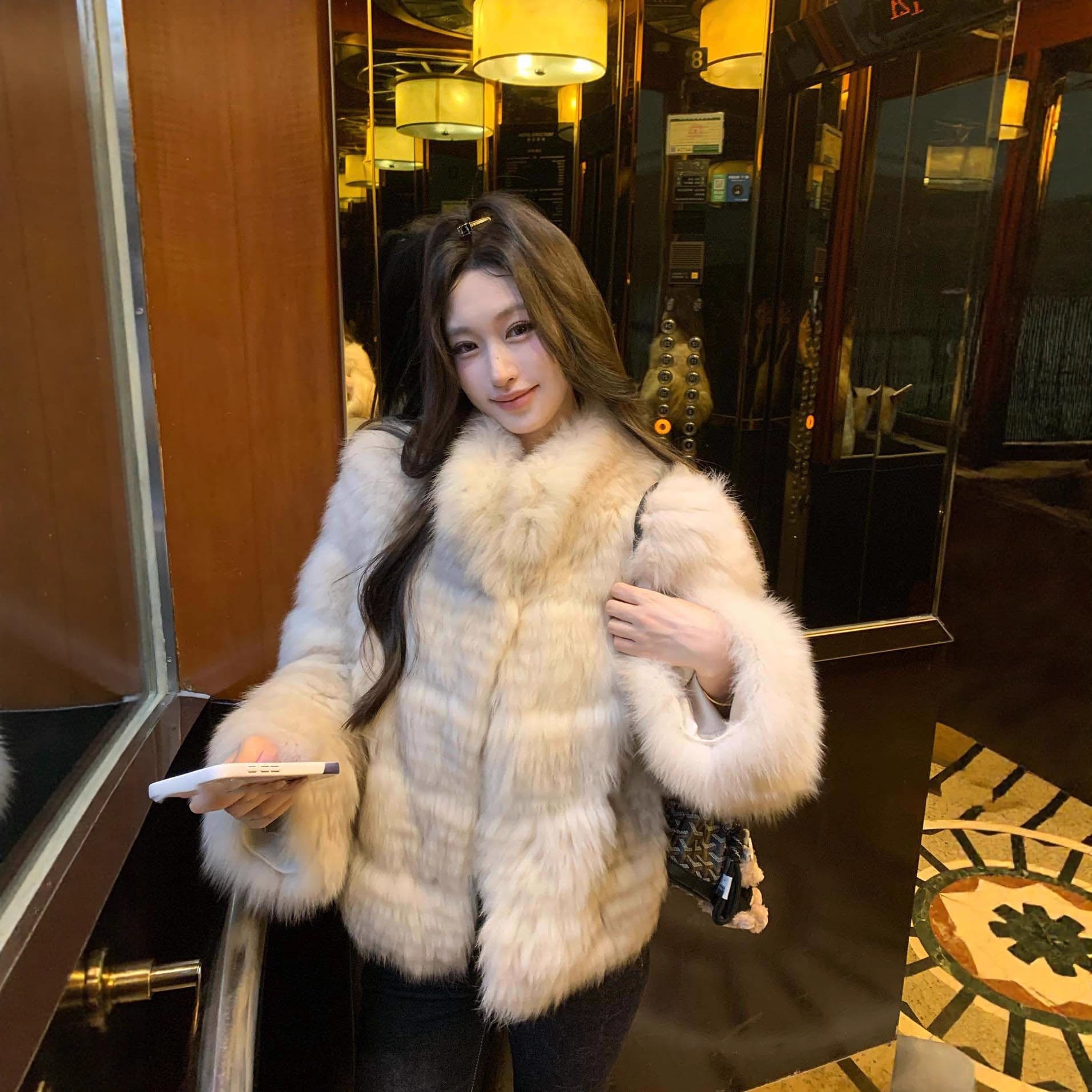 Winter Confession Real Fox Fur Coat Women Short 2025 Winter High-End Stand Collar Fur Coat