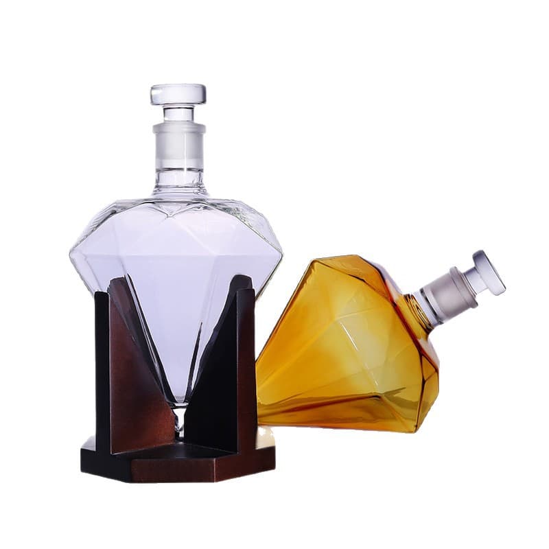 Factory Supply Diamond Whiskey Bottle Octagonal Wooden Base Diamond Glass Wine Bottle Wooden Stand