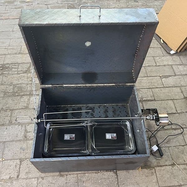 Roast Leg of Lamb Grill with Lid Auto Rotating Smokeless Roaster Commercial Restaurant Grill for Lamb Chops Chicken Duck