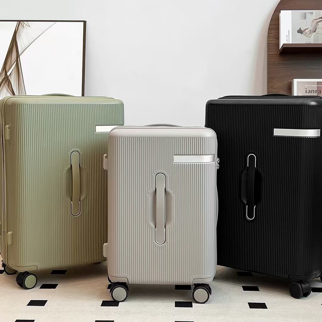 Premium Brand Style Large Capacity Multifunctional 28-Inch Suitcase with Silent Universal Wheels, Durable and Sturdy Telescopic Luggage