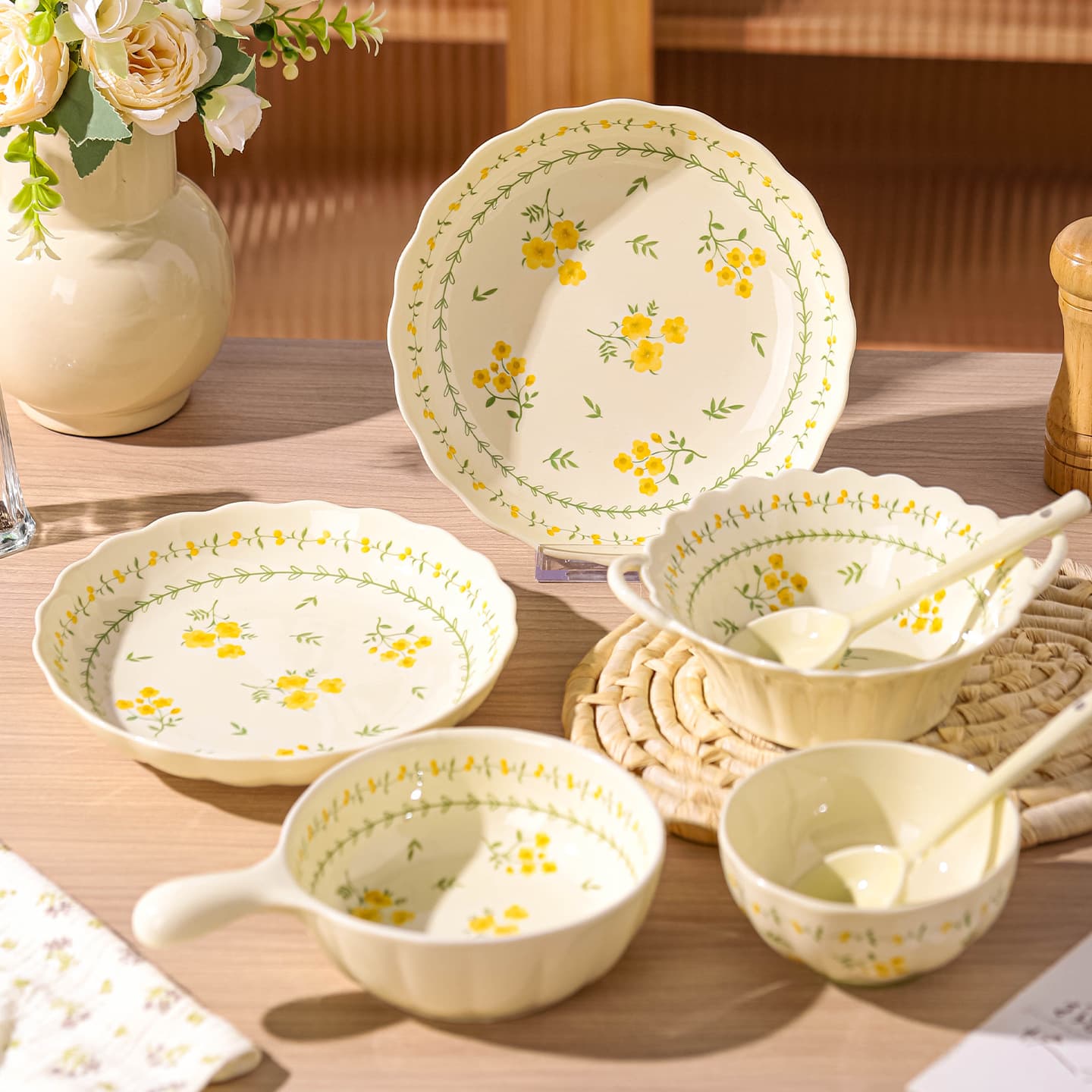 Rustic Ceramic Dinnerware Set Glazed Under-glaze Bowls and Plates for Home Use, Ceramic Rice Bowls, Serving Dishes, Soup Bowls, Fish Plates