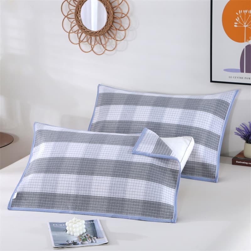 Factory direct supply of wholesale coarse cloth pillowcases, thickened and reinforced with edging.