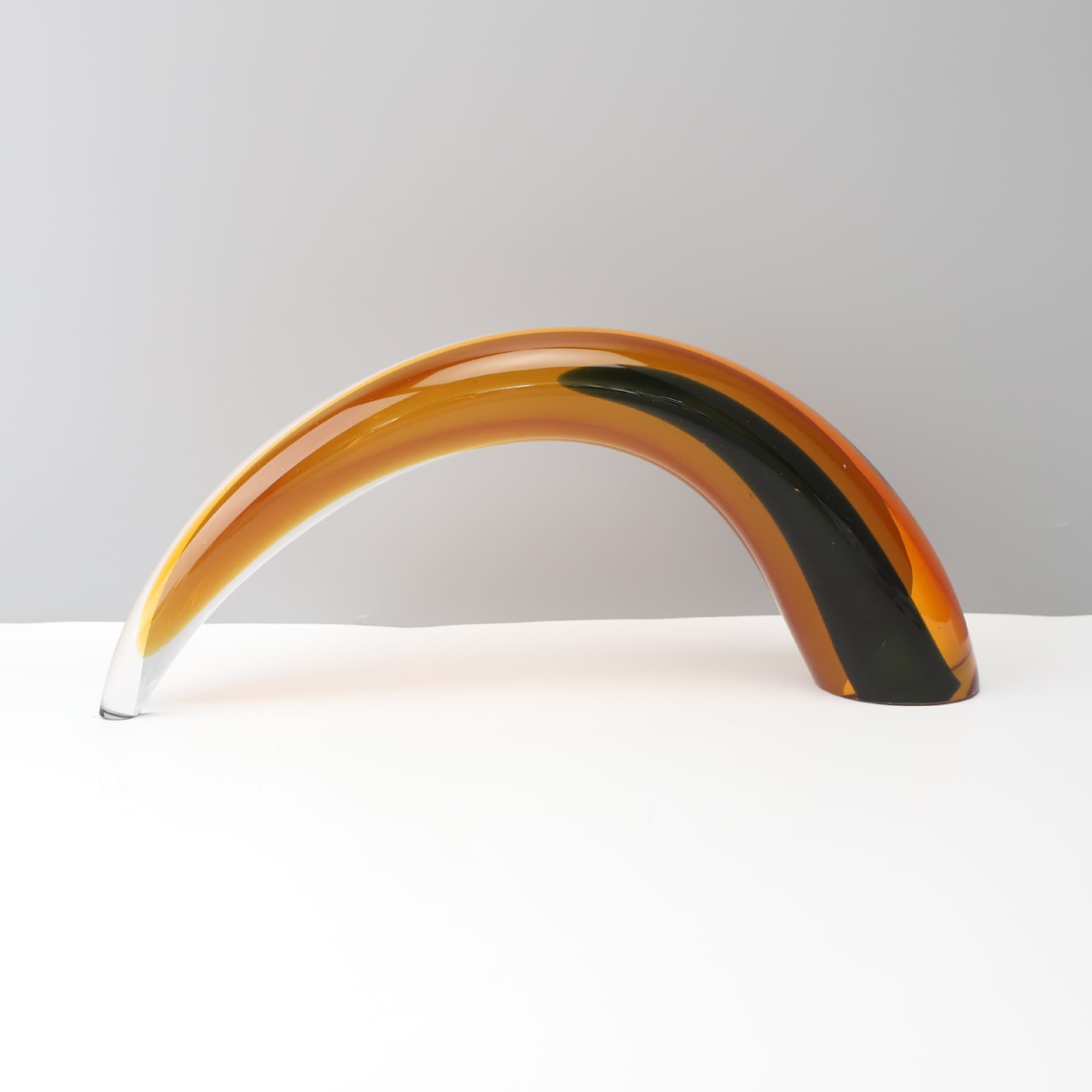 Minimalist Modern Glass Horn Ornament for Showroom, Sales Office, Home Living Room Luxury Soft Decoration Creative Display