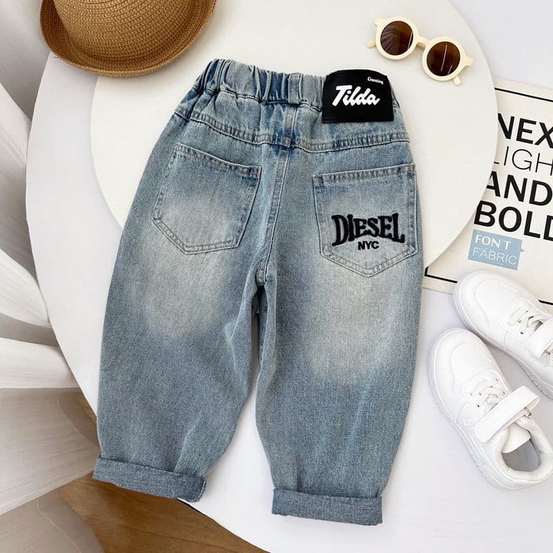 Boys' Jeans 2026 Spring/Autumn Casual Simple Long Pants for Toddlers and Kids, Soft Washed Denim Trend