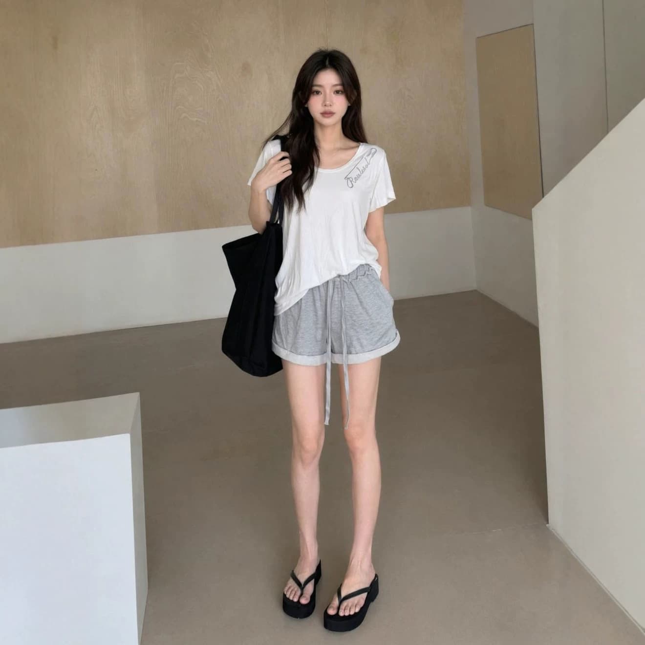 Rasee le sl*Grey Cuffe Casual Short Heather Grey Embroidered Rolled Hem Sweat Shorts