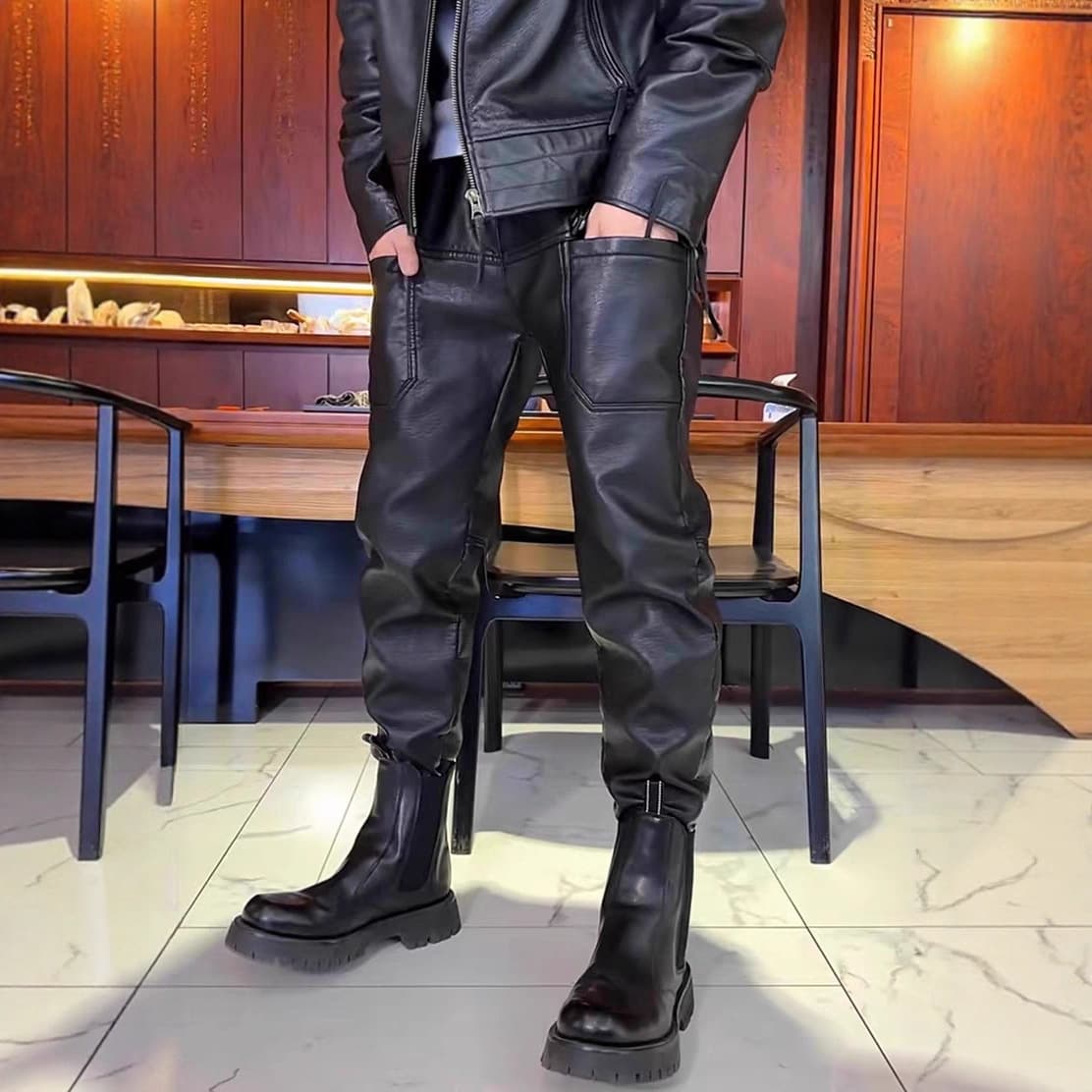Men's leather pants, new autumn/winter style, cool and stylish, windproof, high-end, slimming, casual pants with elastic waist, versatile, high-end six-pocket slim-fit pants.