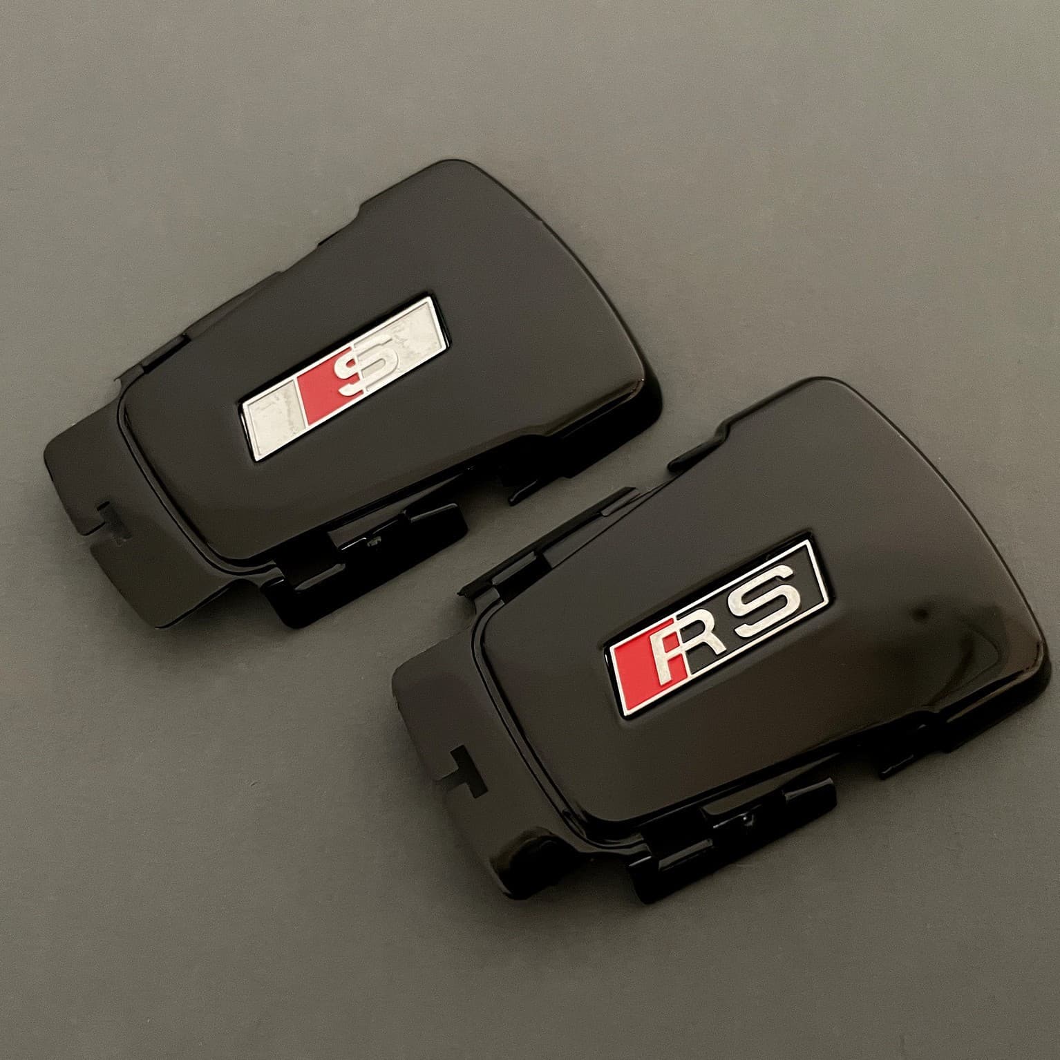 New Audi A4L A5 Q5L Q7 TT Original Key Upgrade RS S Key Piano Black Red White Back Cover Shell